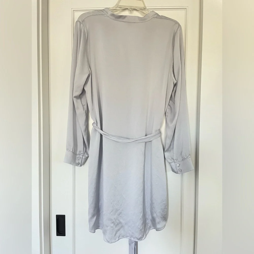 Eileen Fisher 100% silk Light Gray Blue Purple Button-Down Dress with tie‎ belt - Picture 3 of 6